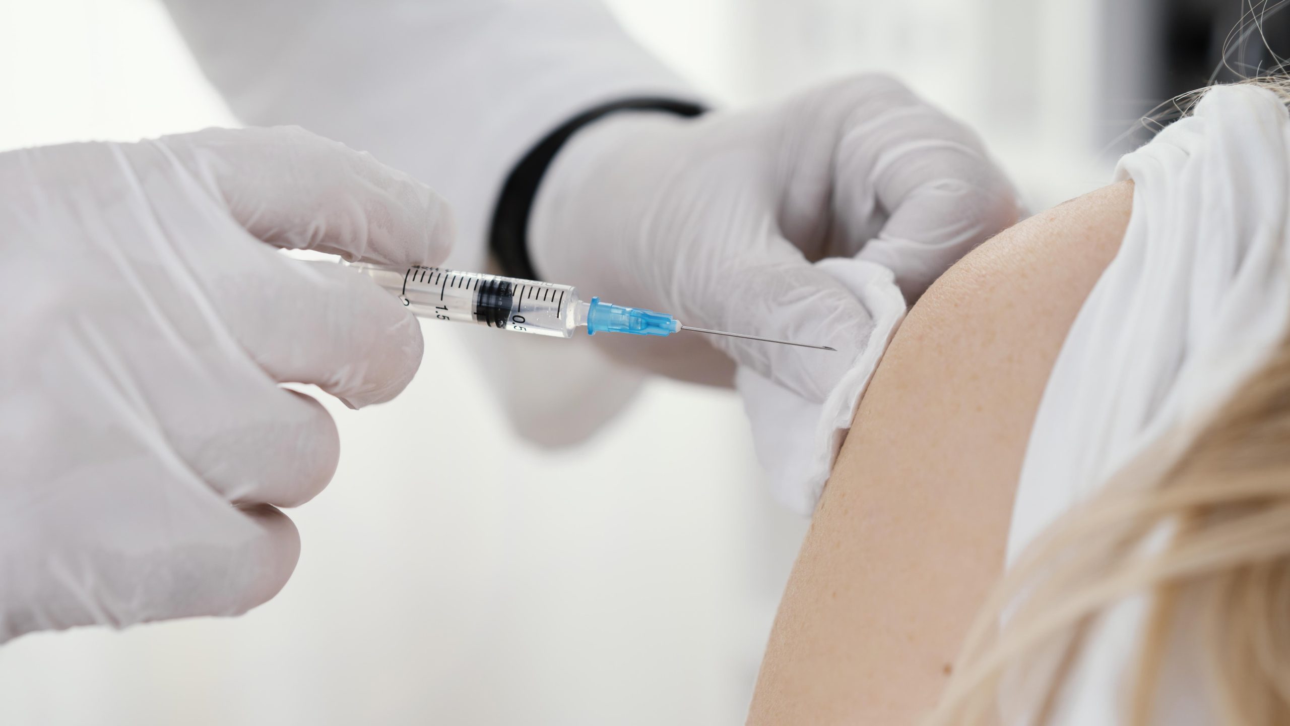 Διενέργεια εμβολιασμού με εμβόλιο Pfizer στις εγκαταστάσεις του Πανεπιστημίου Πελοποννήσου στον Αντικάλαμο